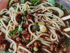 -正宗杨记普洱酸醋米线(总店)