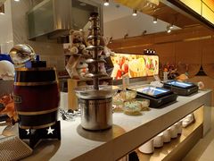 -享遇.锅姥姥牛排海鲜自助(小寨店)
