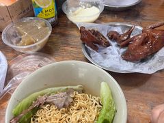 -味为先光明乳鸽(光明总店)