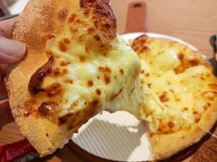 -必胜客(WOW中心城店)