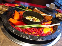 -蜀辣居鲜货老火锅(双流万达店)