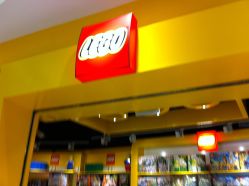 -乐高授权专卖店(朝阳大悦城店)