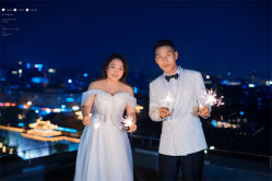 -蒙娜丽莎婚纱摄影(南门店)
