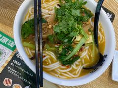 -蒙自源米线(东城星河城店)