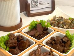 -汤宴·参须肚包鸡(南京路店)
