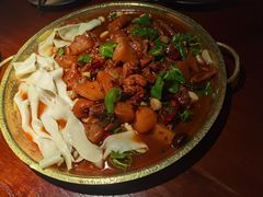 楼兰经典大盘鸡-楼兰新疆主题餐厅(悠方店)