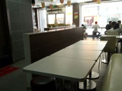 -华莱士·全鸡汉堡(湛江新华店)
