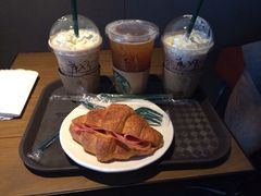 iphone_upload_pic-星巴克(西藏路店)