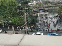 -包整·丝娃娃(一览甲秀楼风景店)