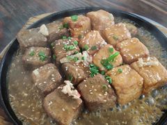 自制双色铁板豆腐-张家卫·阳江菜·小海鲜(肥婆湾桥店)