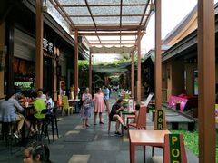 -三亚湾红树林度假酒店美食街