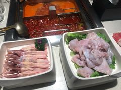 -海底捞火锅鲜切牛肉主题店(长寿路店)