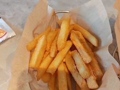 -必胜客(尹山湖歌林公园店)