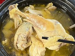 -品鲜村农家菜·阳澄湖大闸蟹(总店)