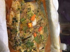香辣纸包鱼-金星纸包魚&潮汕鲜牛肉火锅(乳山路店)