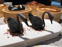 黑天鹅榴莲酥-悦秀·高级粤菜