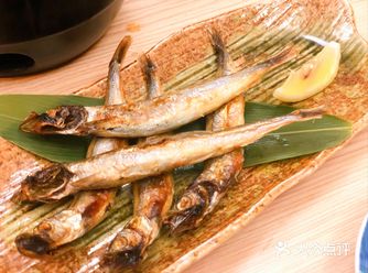 餐馆是25年前第一次来过的，之后曾常来，午餐定食且吃