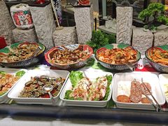 -四囍码头海鲜烧烤自助火锅(外滩南京东路悦荟广场店)