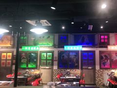 -马路牙子烧烤音乐酒馆(望京店)