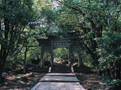 -灵岩山风景区