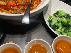 -凤凰湘语·平价海鲜餐厅(浦东旗舰店)