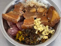 -梁阿婆廿年老牌扣肉糯米饭