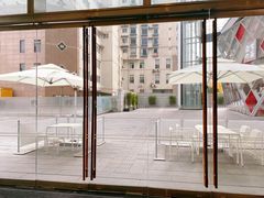 景观位-Manner Coffee(IFS一楼店)