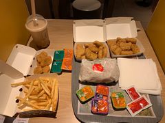 -麦当劳(百荣世贸商城店)