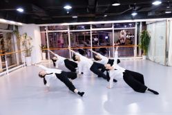 -深舞形体民族舞蹈工作室