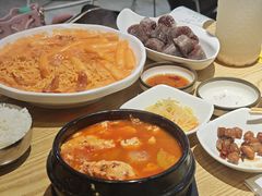 -山海珍味韩国料理(奥城店)