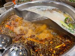 -肖肖酸萝卜鱼火锅(总店)