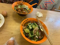 -同济大学本部学苑饮食广场