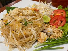 -Dang restaurant (patong phuket)