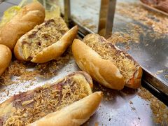 -Bánh Mì Huynh Hoa