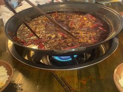 -黄潇洒老火锅(九眼桥宏济巷店)