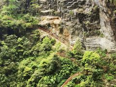 -龙水峡地缝景区