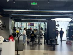 -超鹿运动(五四路恒力城店)