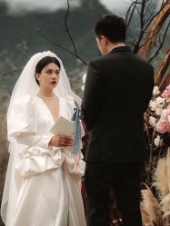 -伯瓷皇后婚纱艺术空间
