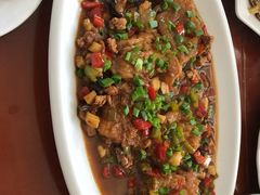 一品豆腐-品雅轩农家乐