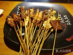 -何师烧烤·香辣蟹·川菜·30年老品牌(太古里旗舰店)
