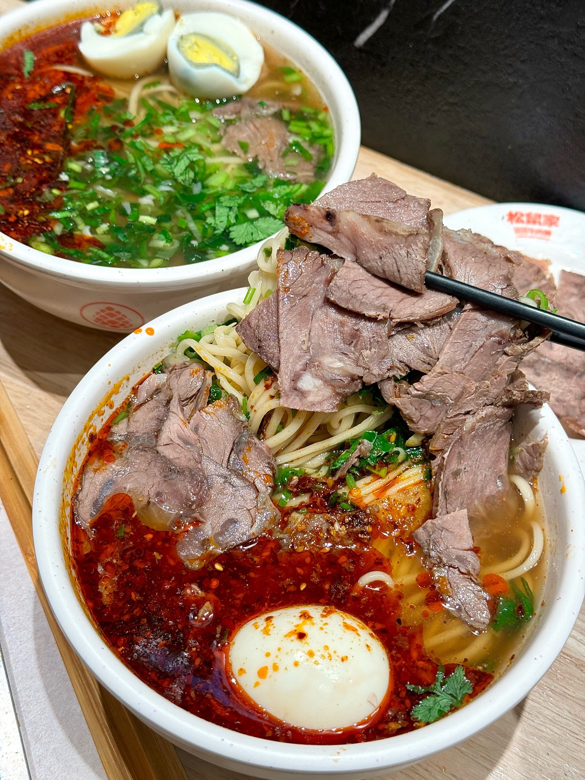 信我!吃兰州牛肉面 认准他家