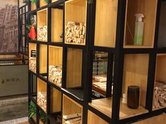 面包甜点陈列柜-牛上牛吊炉烧烤(红旗大街店)