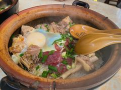 -容里煲仔饭(利丰北路店)