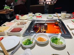 -海底捞火锅鲜切牛肉主题店(长寿路店)
