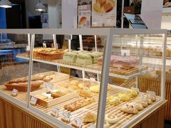 面包甜点陈列柜-前进麦味·天然烘焙(凯德1818店)