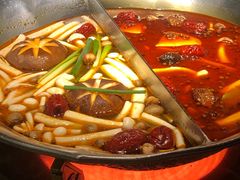 -湊湊火锅·茶憩(打浦桥日月光店)