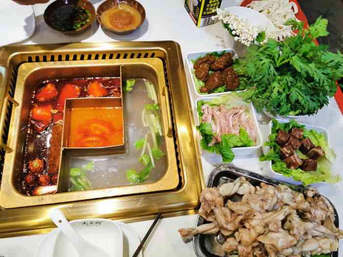 大花轿成都老火锅(稻田小镇店)-"位于五四北稻田创意园外围,百度地图