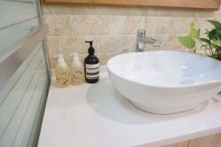 -悦芳庭美肤美体品牌集合店