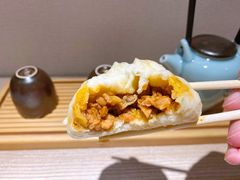 奥尔良鸡腿包-老陶包子铺(南大西南村店)