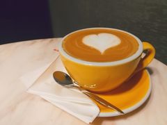 卡布奇诺-新华里咖啡书吧(新华书店小寨店)